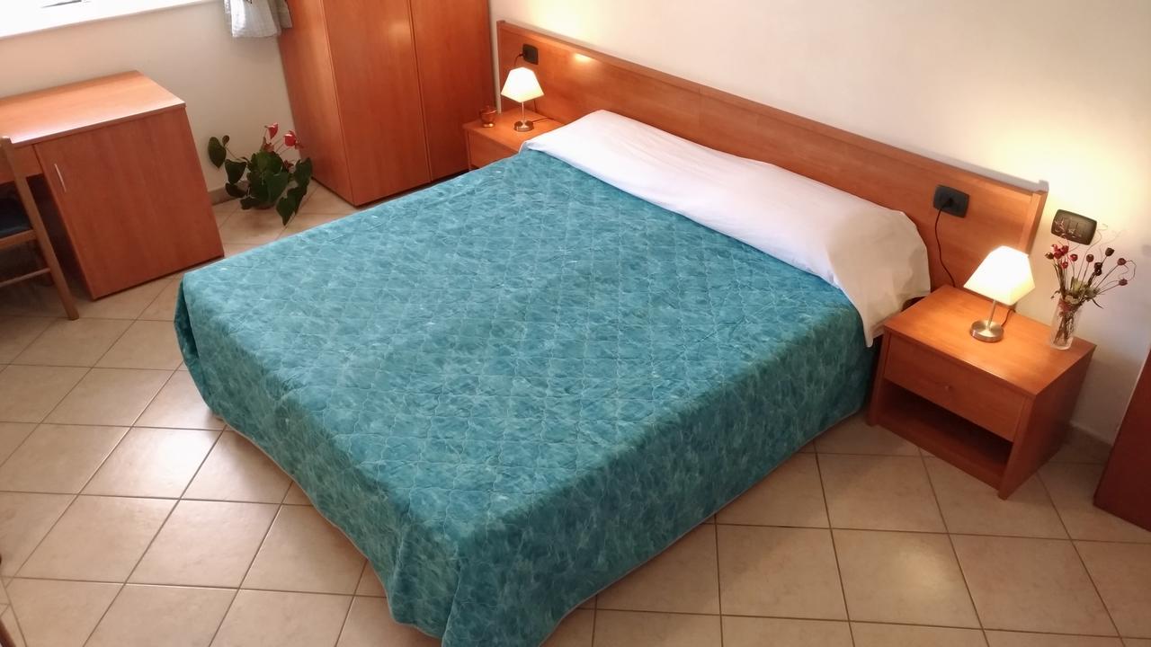 Bed And Breakfast La Mansarda Agrigento Kültér fotó