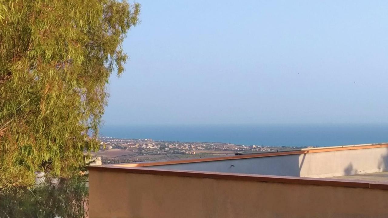 Bed And Breakfast La Mansarda Agrigento Kültér fotó
