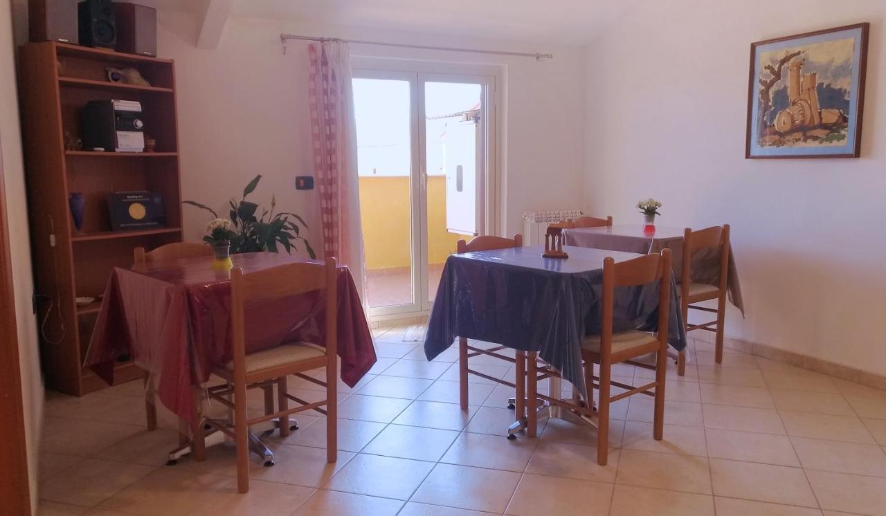 Bed And Breakfast La Mansarda Agrigento Kültér fotó